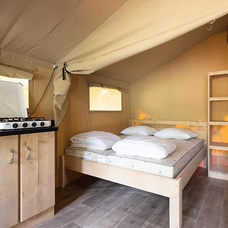 Ardenparks Petite Suisse Hotel Dochamps Room photo