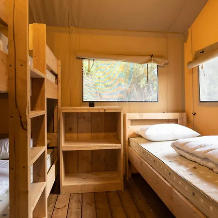 Ardenparks Petite Suisse Hotel Dochamps Room photo